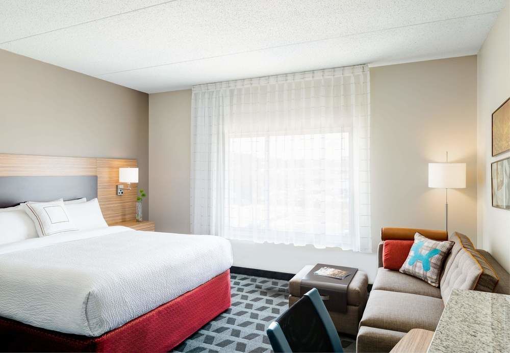 Towneplace Suites By Marriott Edmonton South Eksteriør bilde